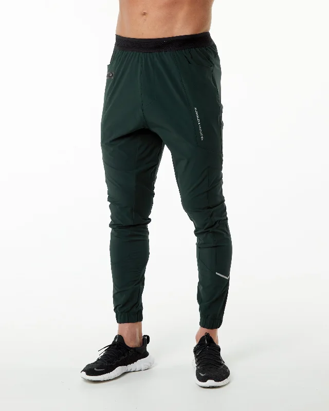 Studio Pant - Hunter Green