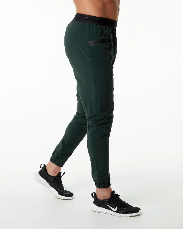 Studio Pant - Hunter Green