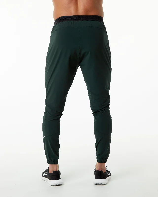 Studio Pant - Hunter Green