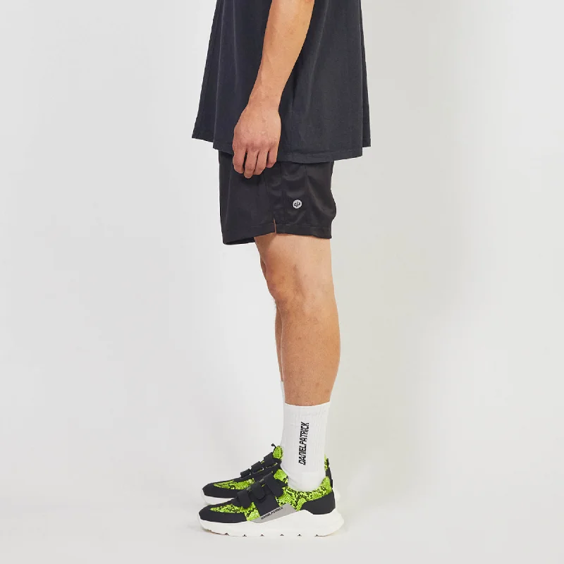 icon 6"" run short / black