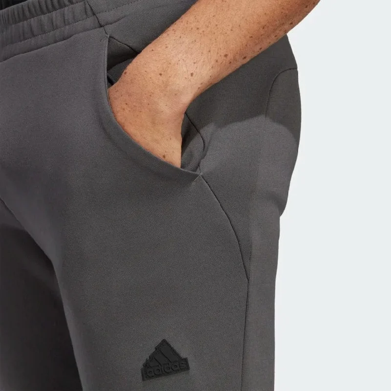 DESIGNED FOR GAMEDAY PANTS