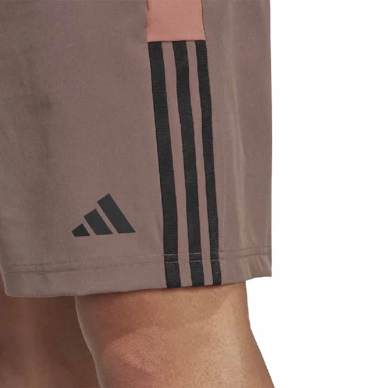 adidas - Men's Training Colorblock 3-Stripes Shorts (IN5057)